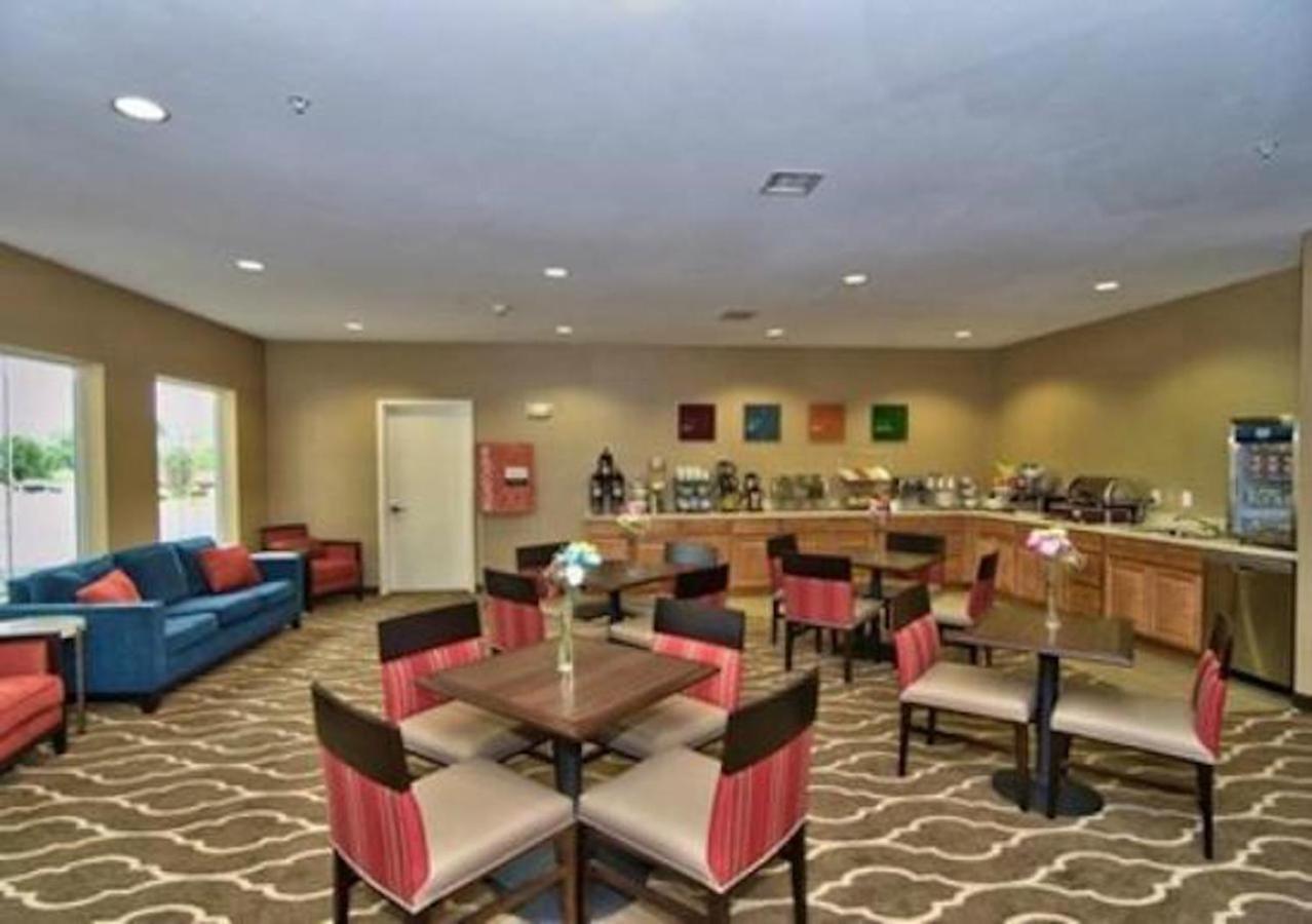 Comfort Inn Apalachin - Binghamton W Route 17 Extérieur photo